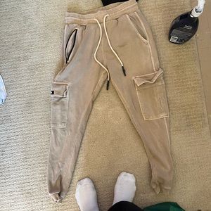 Young LA cargo sweats size M